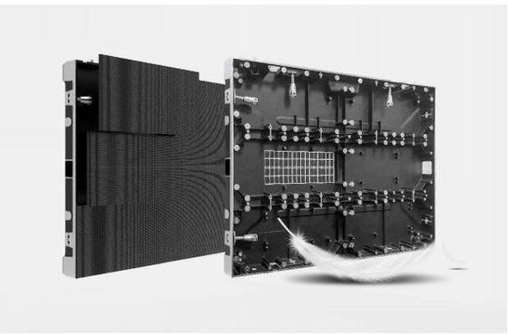 IP31 格付け ネットワーク制御 室内固定 LED ディスプレイ P2.6 LED 画面 モール広告用