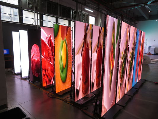 良い値段 簡単セットアップと携帯性 Gposter-A は、あらゆる場面に最適な折りたたみ式 LED ポスターです。 オンライン